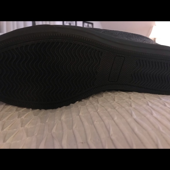 Juicy Couture NEW black booties size 9 NEW w/zippe - Picture 5 of 5